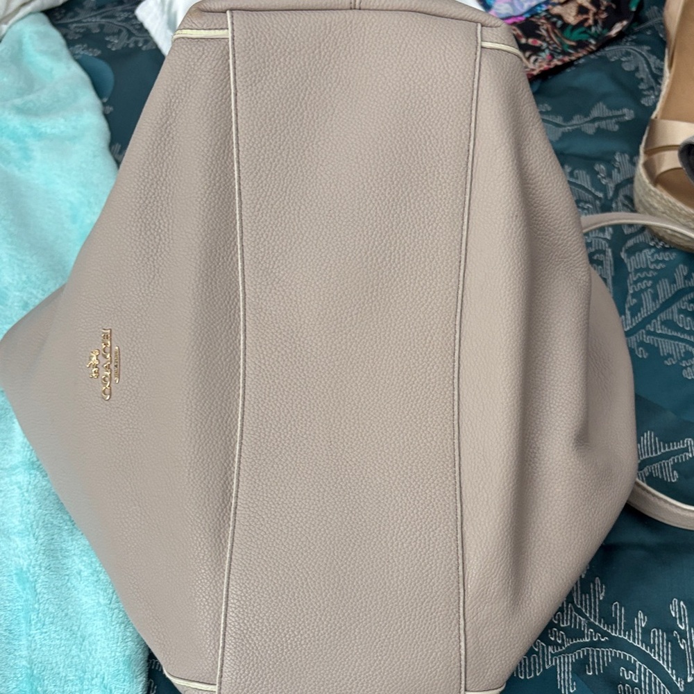 Coach Taupe Leather Shoulder Bag - Picture 5 of 10